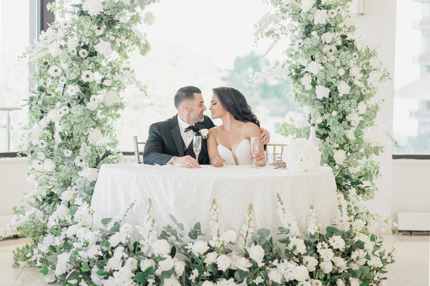 Garden Aisle Flowers x 12