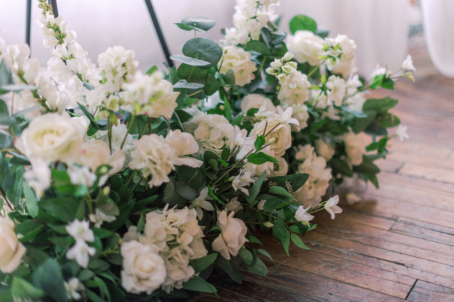 Garden Aisle Flowers x 12